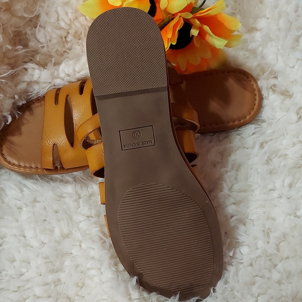 Rouge slip-on sandals - Picture 4 of 4